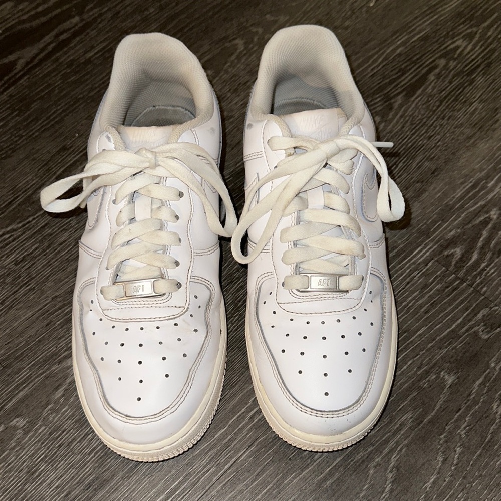 Nike White Women's Sneakers